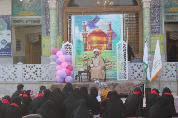 برگزاري جشن دختران آفتاب در امامزادگان حليمه و حکيمه خاتون شهرکرد