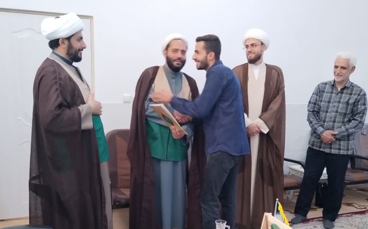 راهبر کانونهاي فرهنگي هنري مساجد شهرستان کيار معرفي شد